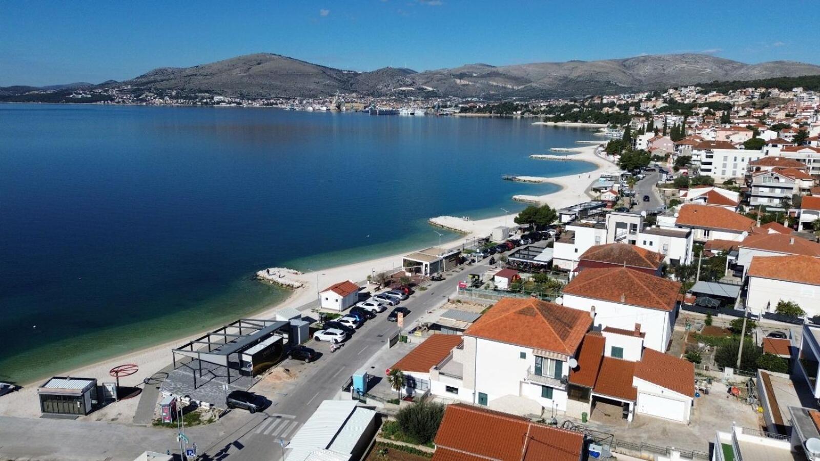 Apartments Anna Trogir Exterior photo