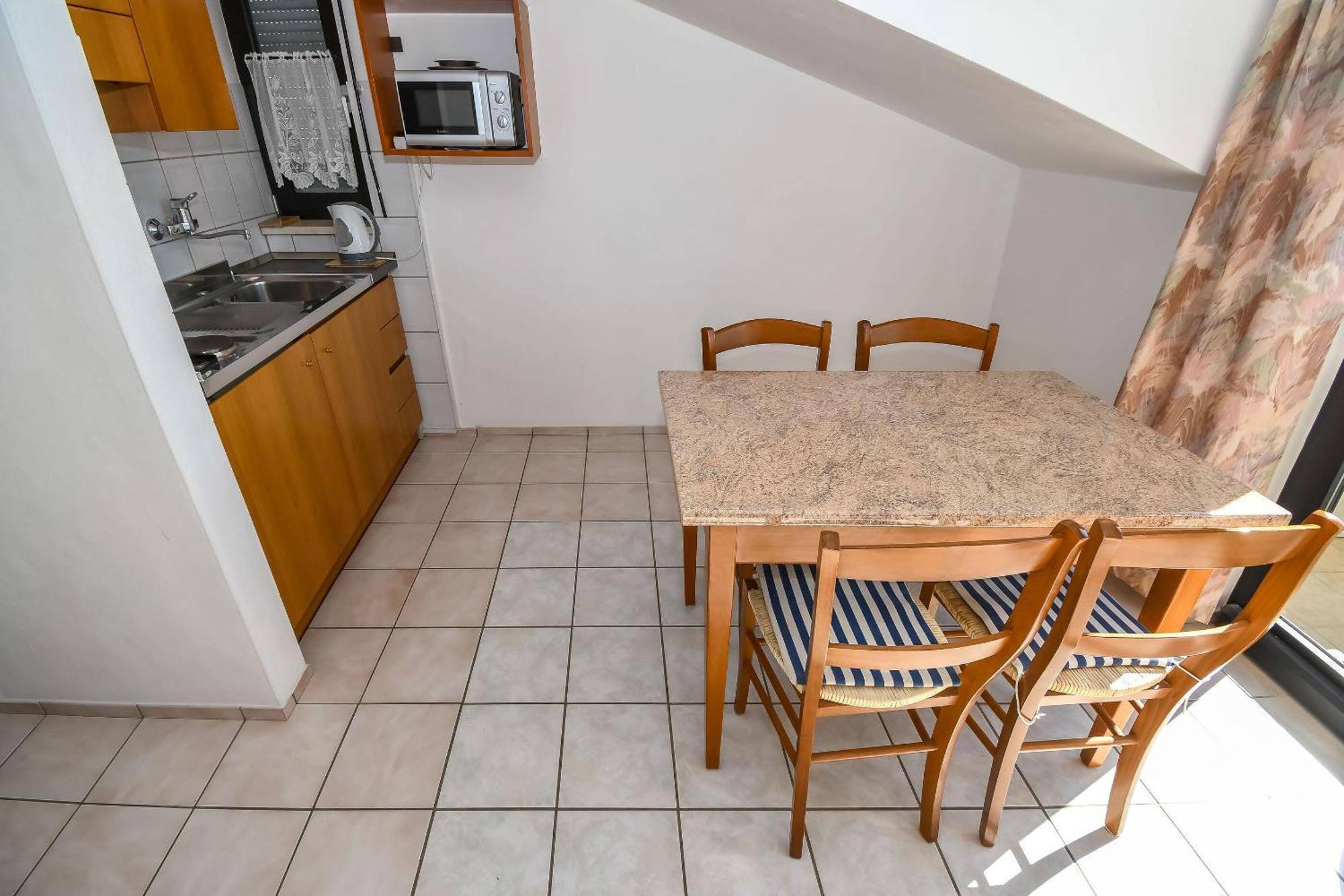 Apartments Anna Trogir Exterior photo
